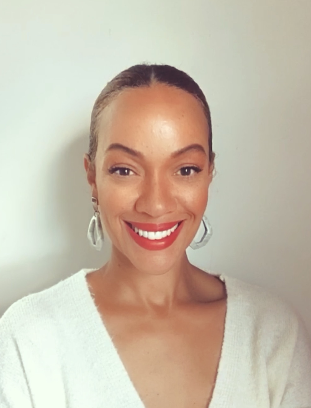 Rachelheadshot